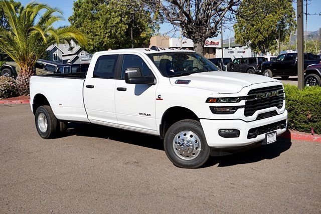 New 2026 Bright White Clear-Coat Exterior Paint RAM Big Horn image 3