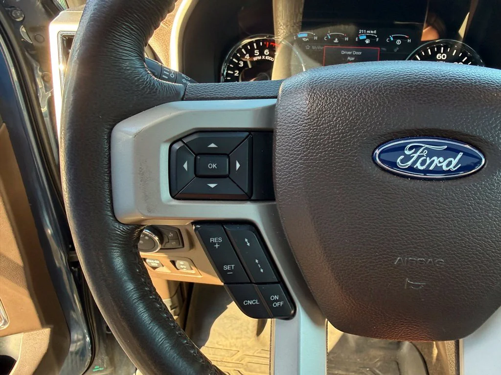 Used 2018 Blue Jeans Metallic Ford King Ranch image 11