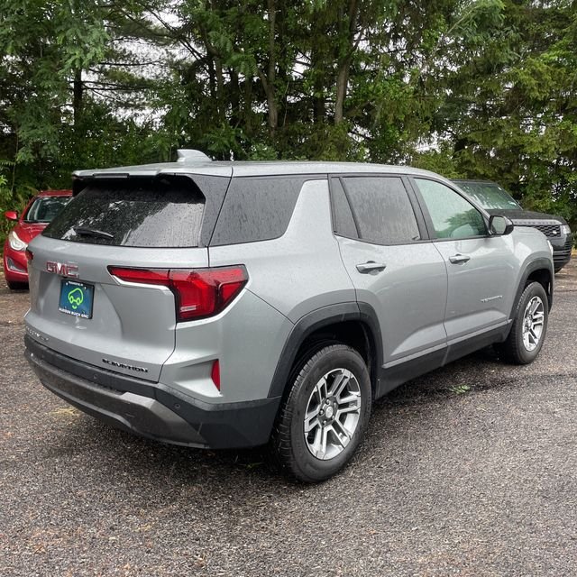 Used 2025 Silver GMC Elevation image 3