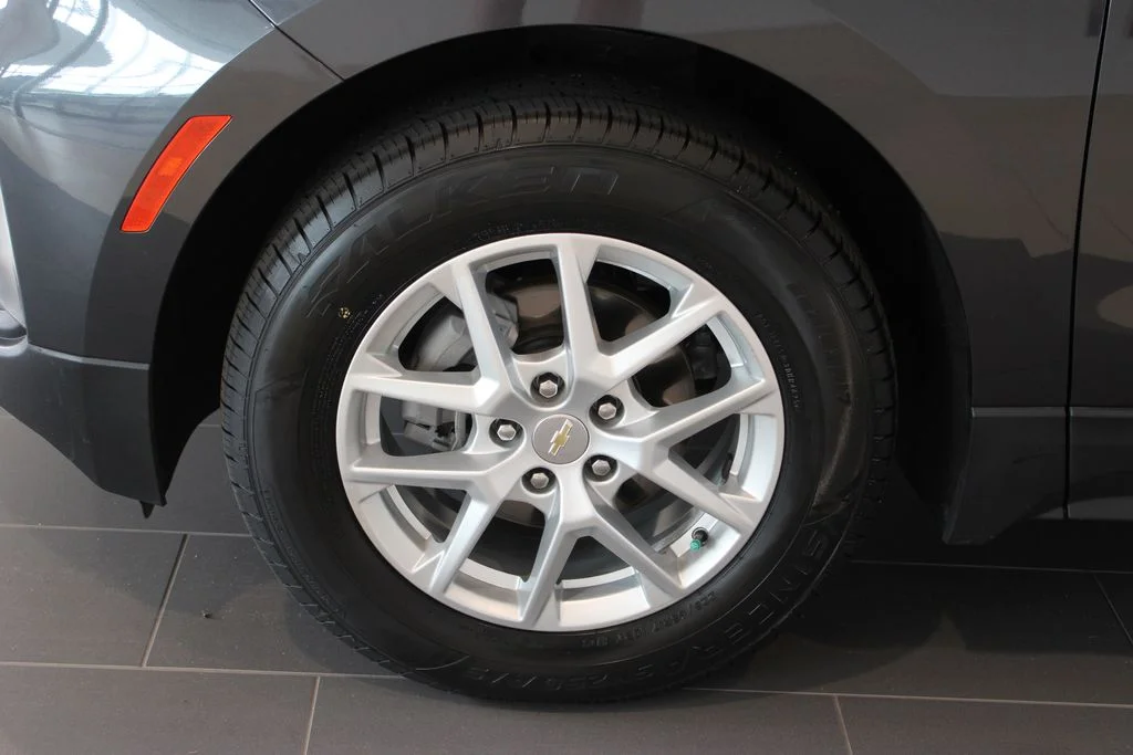 Used 2022 Gray Chevrolet LT image 29