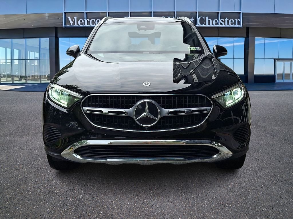 Used 2023 Black Mercedes-Benz GLC 300 image 2