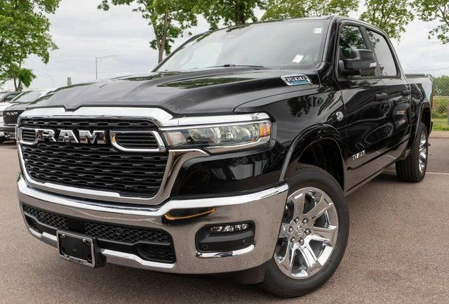 New 2026 Diamond Black Crystal Pearl-Coat Exterior Paint RAM Big Horn/Lone Star image 1