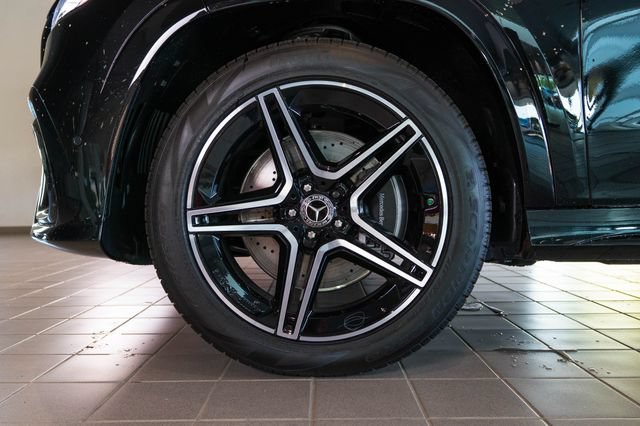 New 2026 Obsidian Black Metallic Mercedes-Benz GLS 450 image 50