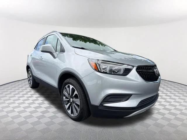 Used 2022 Quicksilver Metallic Buick Preferred image 3