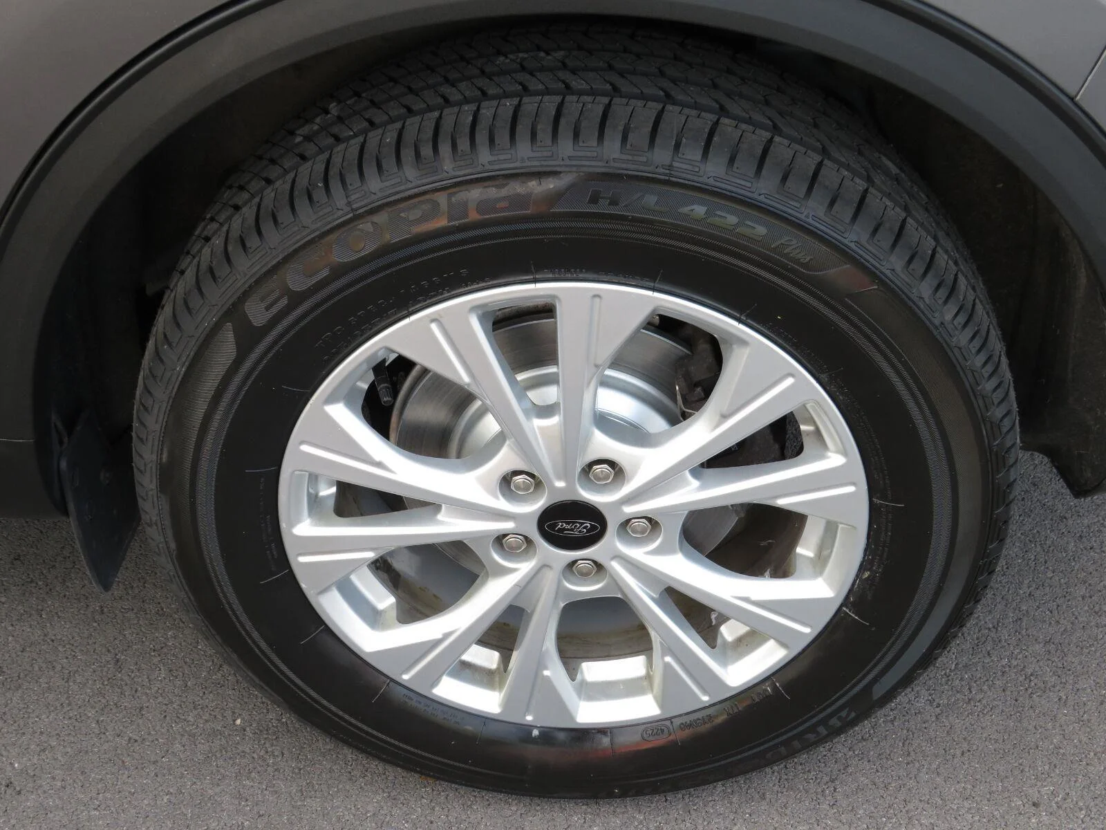 Used 2023  Ford Active image 19