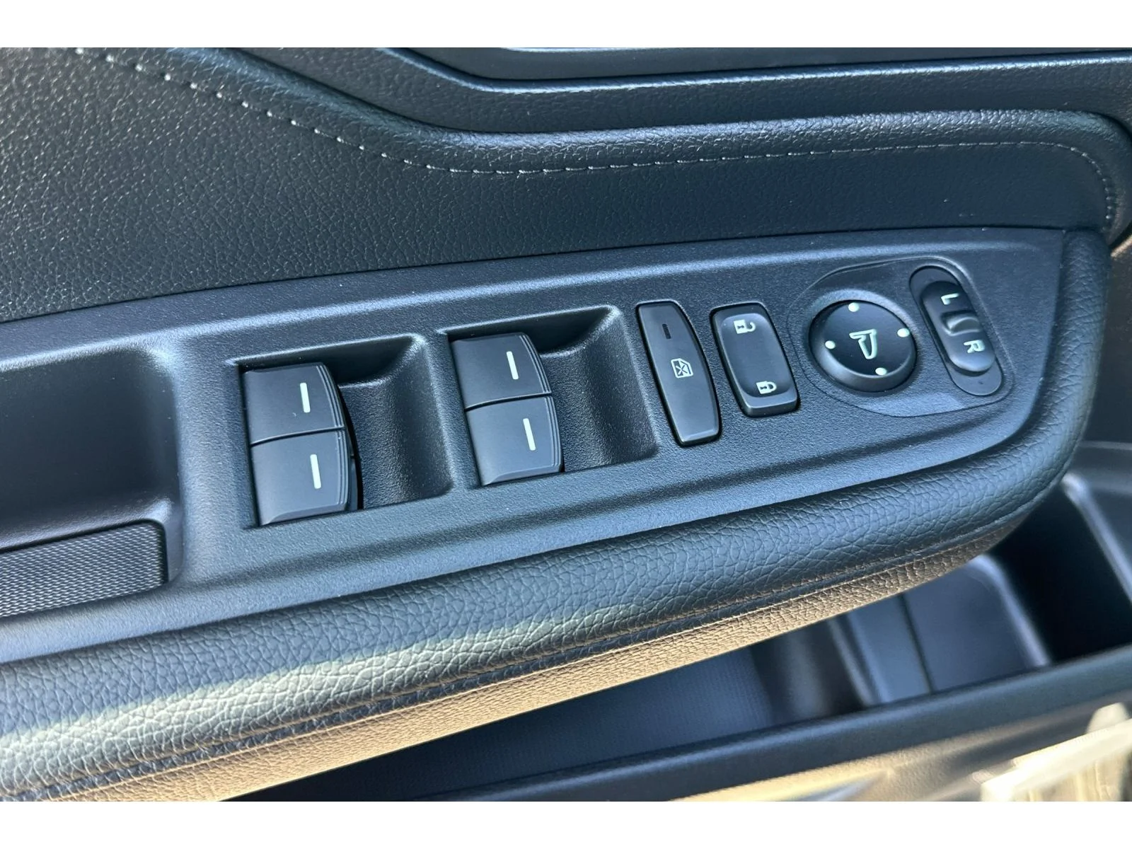 Used 2026 Crystal Black Pearl Honda Sport-L image 12
