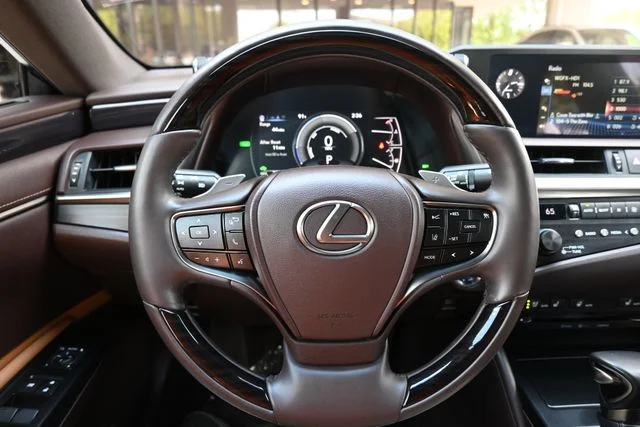 Certified Used 2020 NEBULA GRAY PEARL Lexus 300h image 25
