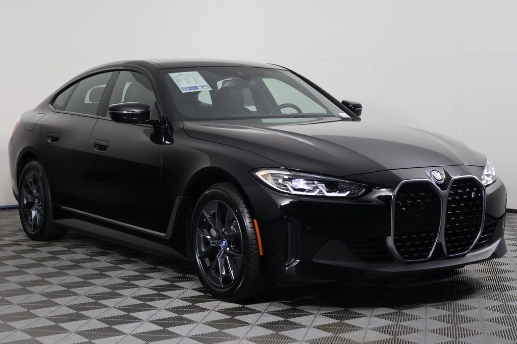 Certified Used 2023 Jet Black BMW eDrive35 image 3