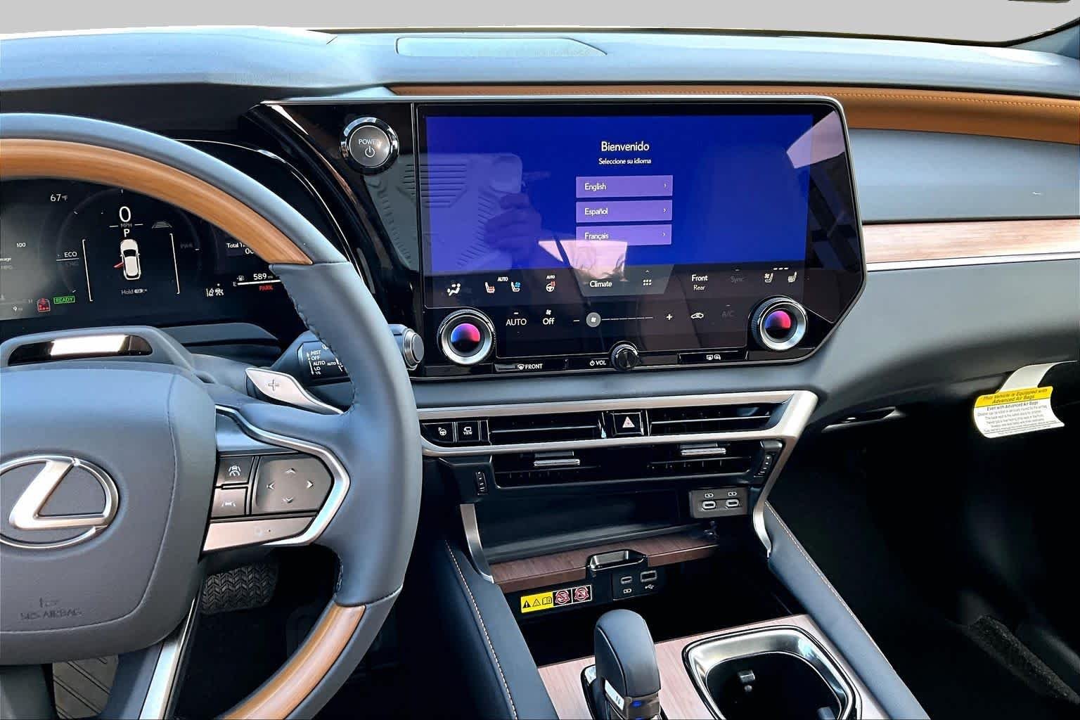New 2026 Eminent White Pearl Lexus PREMIUM PLUS image 6