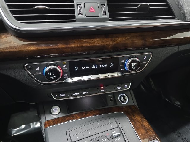 Used 2018 Moonlight Blue Audi 2.0T Premium Plus image 24