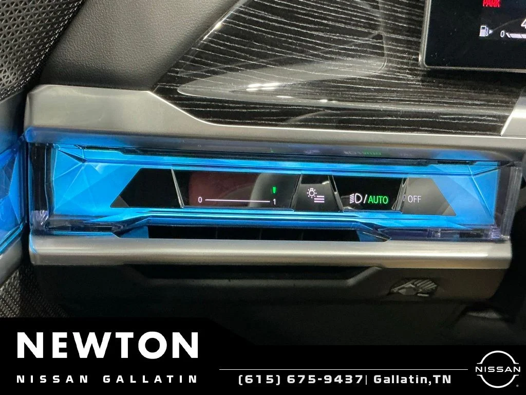 Used 2026 Brooklyn Gray Metallic BMW 740i xDrive image 99