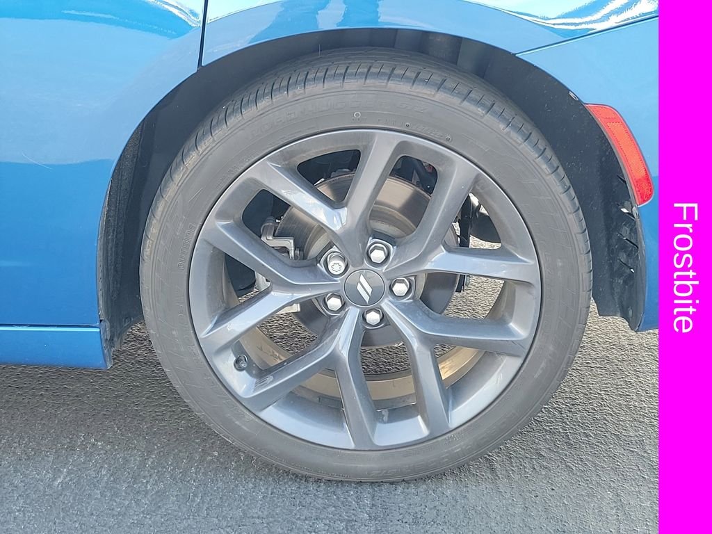 Used 2021  Dodge SXT image 5