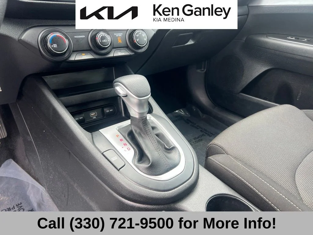 2023 Kia Forte LXS - Photo 35
