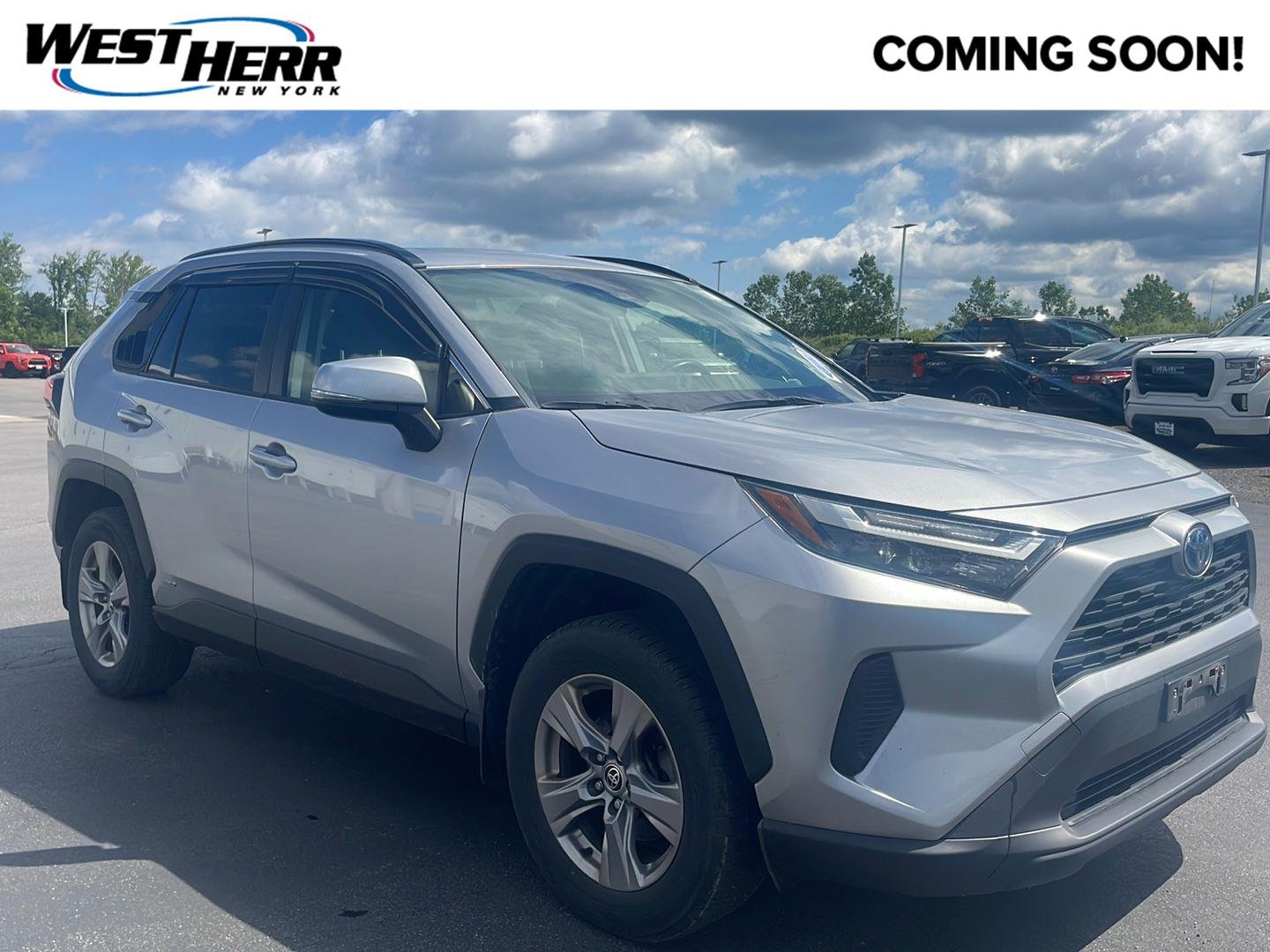 Used 2022 Silver Sky Metallic Toyota XLE image 1