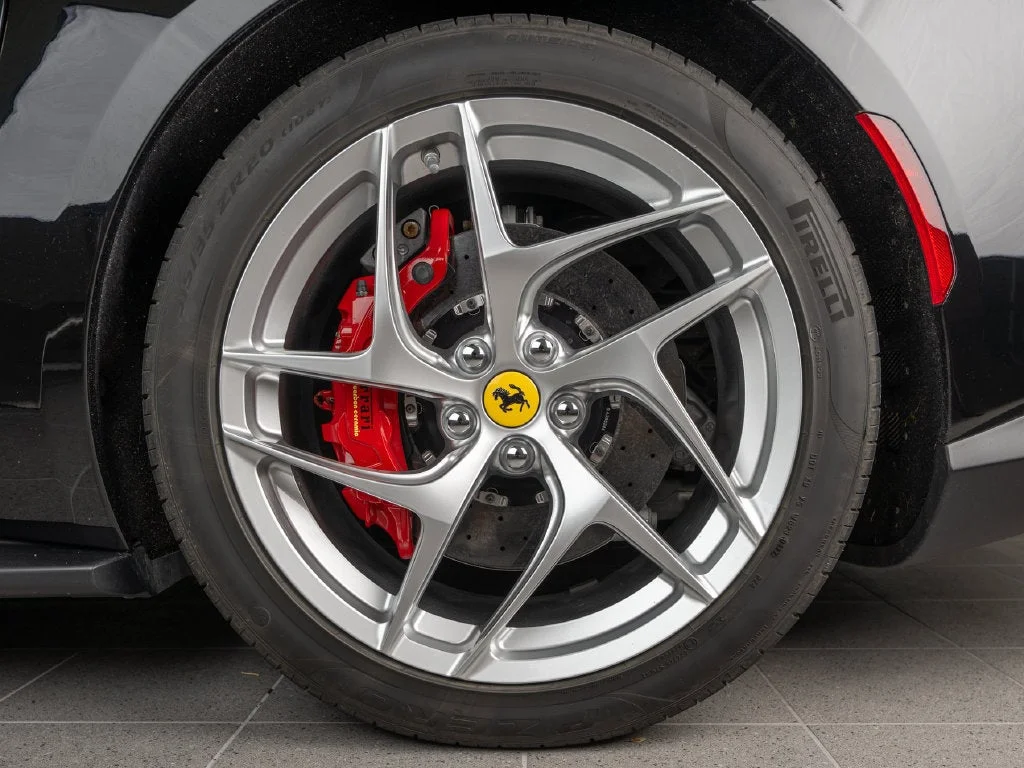 Certified Used 2020 Nero Ferrari Base image 46