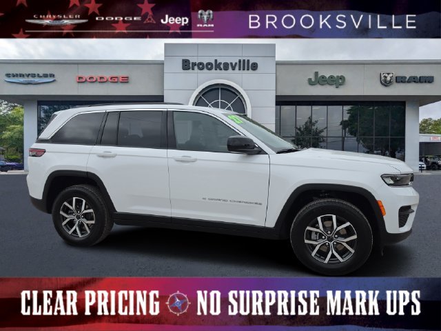 2027 Jeep Grand Cherokee Laredo X