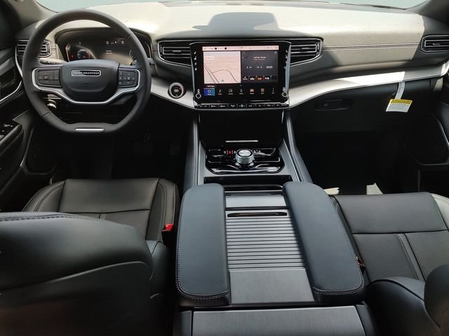 New 2026 Velvet Red Pearl-Coat Exterior Paint Jeep  image 9