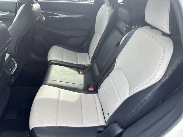 Used 2022 White INFINITI ESSENTIAL image 27