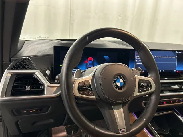 Used 2025 Black BMW xDrive40i image 8
