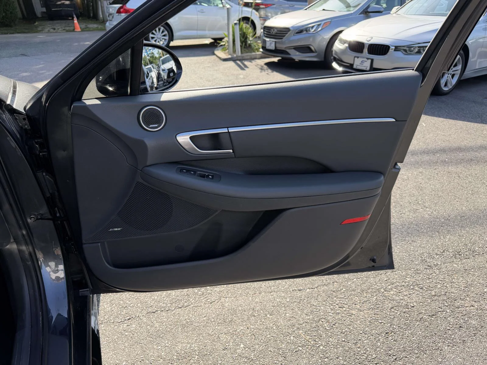 Used 2020 Gray Hyundai SEL Plus image 11