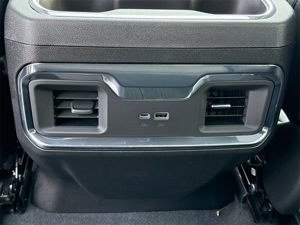 2026 GMC SIERRA - Image 30
