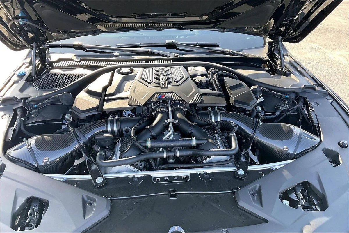 Used 2022  BMW Competition image 32