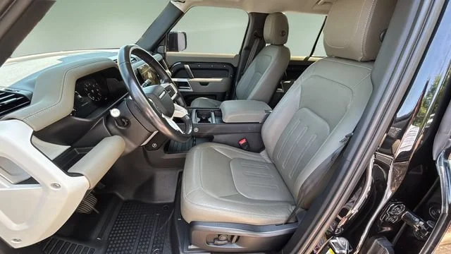 Used 2022 Black Land Rover 110 SE image 18