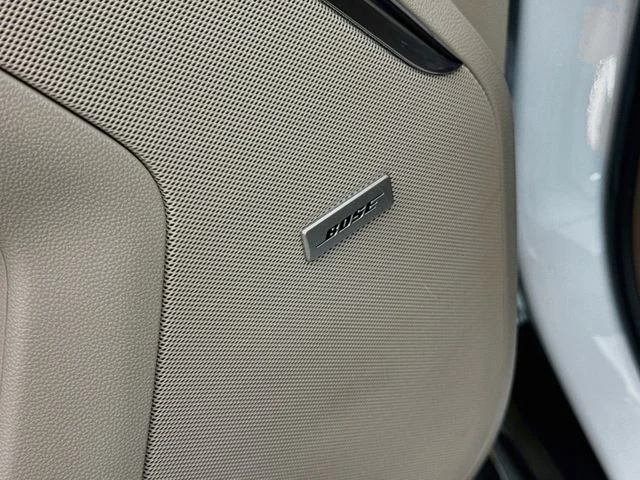 Used 2025 White GMC Denali image 20