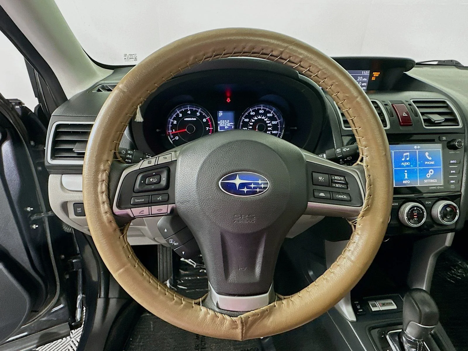 Used 2016 Dark Gray Metallic Subaru 2.5i Touring image 14