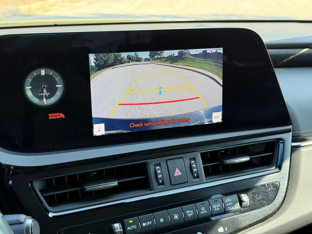 Used 2023 Black Lexus 350 image 32