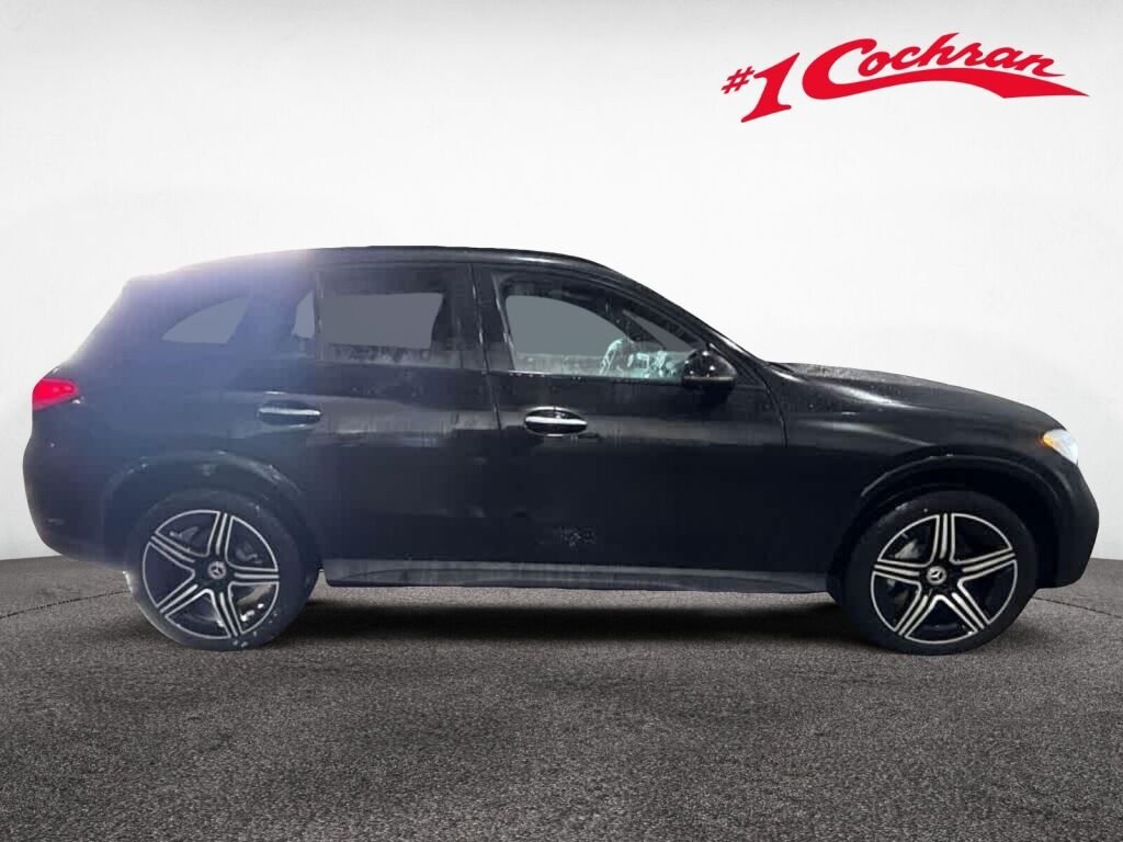 New 2026 2040/Black Mercedes-Benz GLC 300 image 7