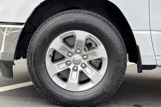 Used 2023 White Ram Laramie image 34