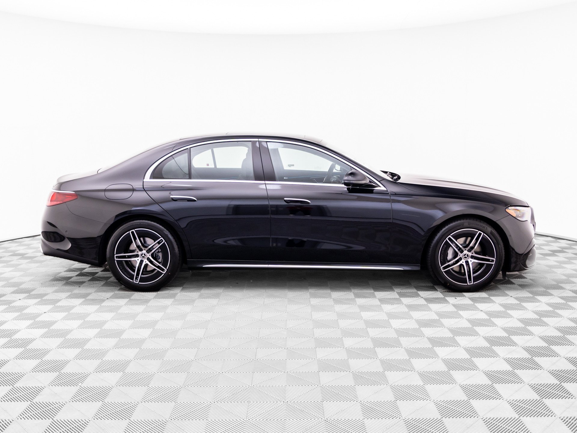 New 2027 Black Mercedes-Benz E 350 image 45