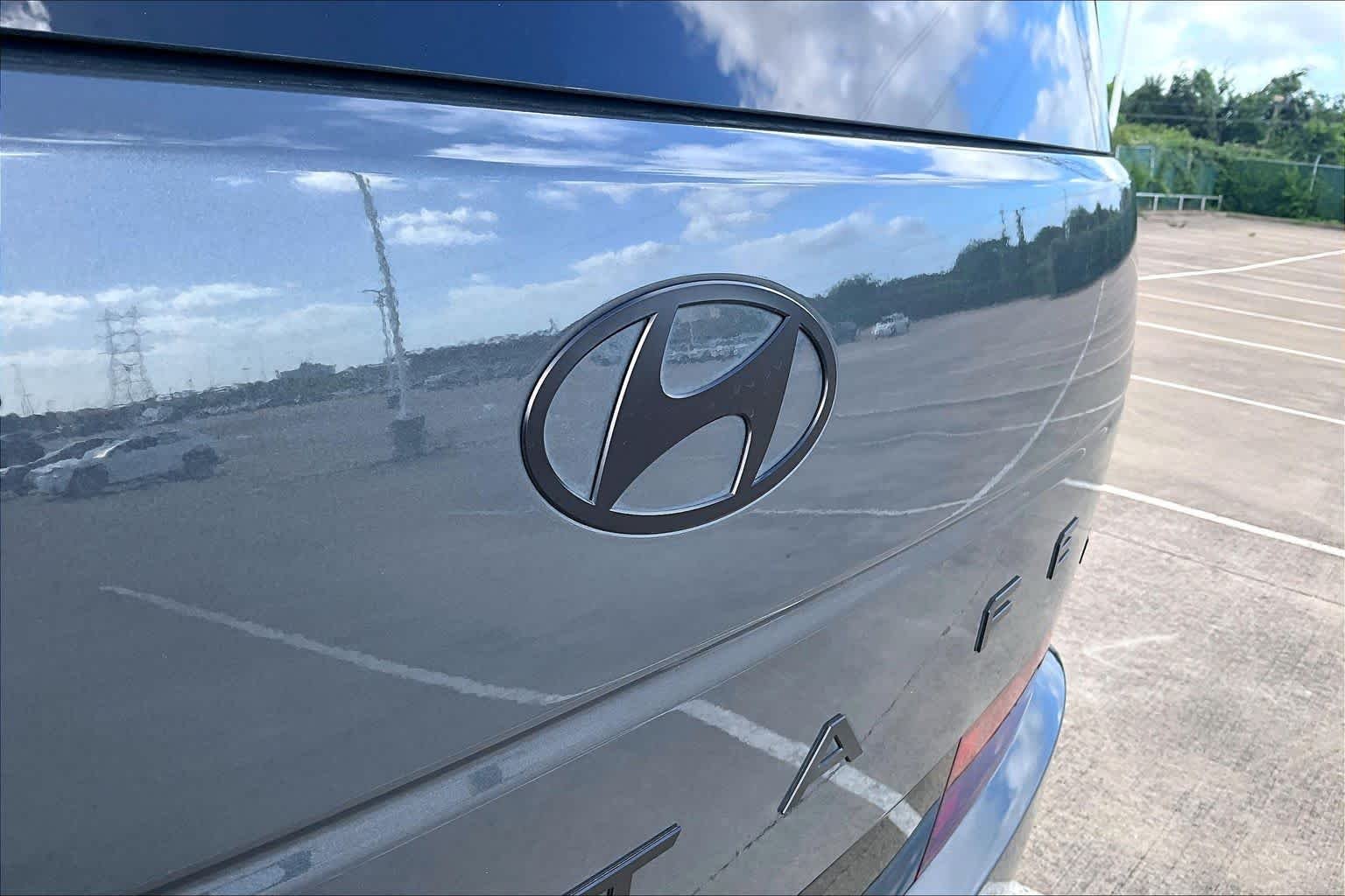 Used 2025 Ecotronic Gray Hyundai Calligraphy image 31