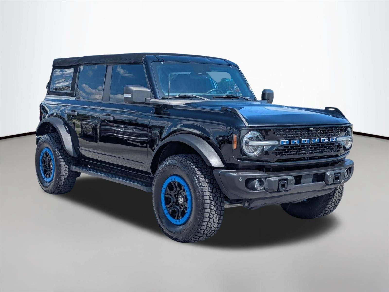 Used 2022 Shadow Black Ford Wildtrak image 3