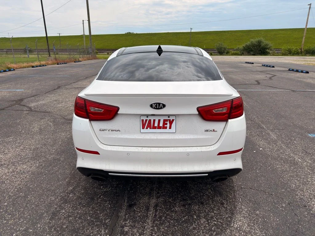 Used 2014 White Kia SXL image 7