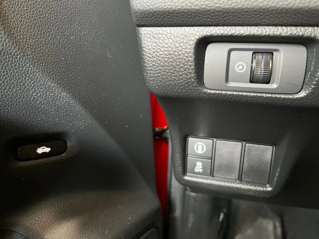 Used 2023 Red Honda LX image 13