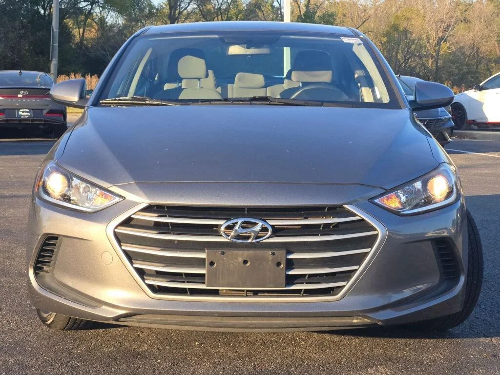 Used 2017 Hyundai Elantra SE with VIN KMHD74LF2HU428382 for sale in Palatine, IL
