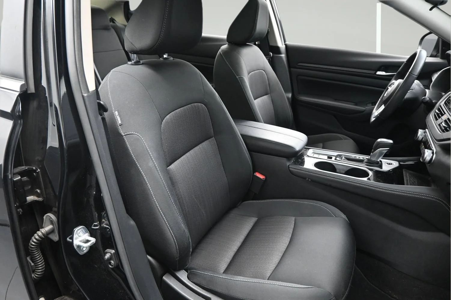 Certified Used 2024 Super Black Nissan 2.5 SV image 14