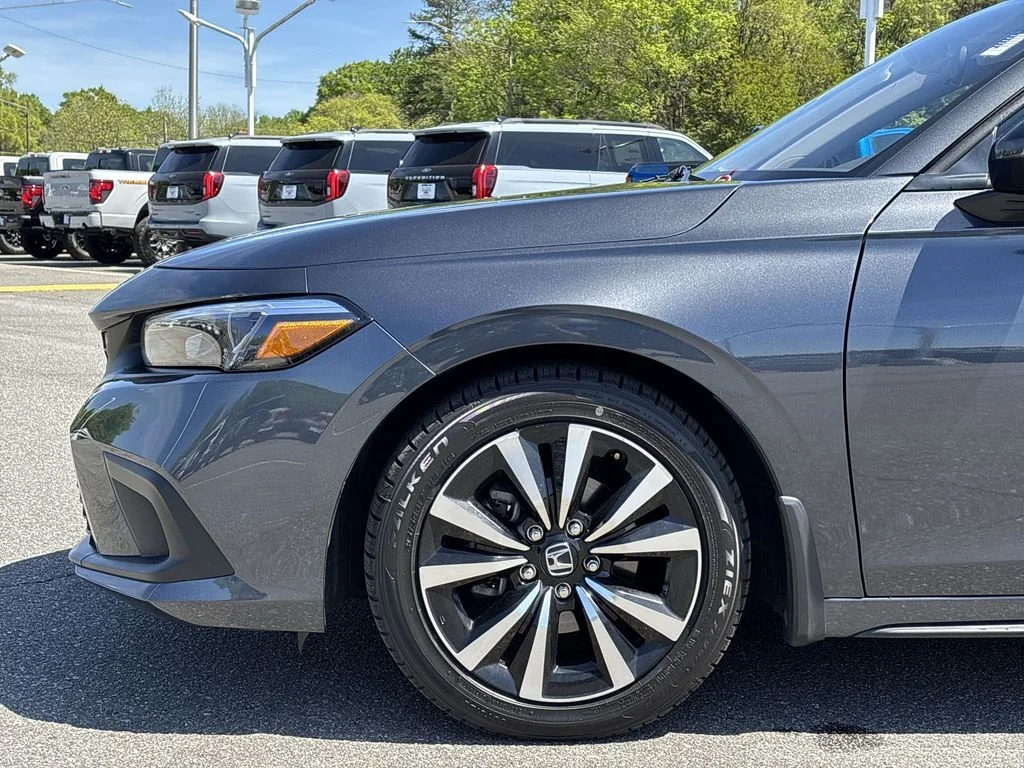 Used 2023  Honda EX-L image 19