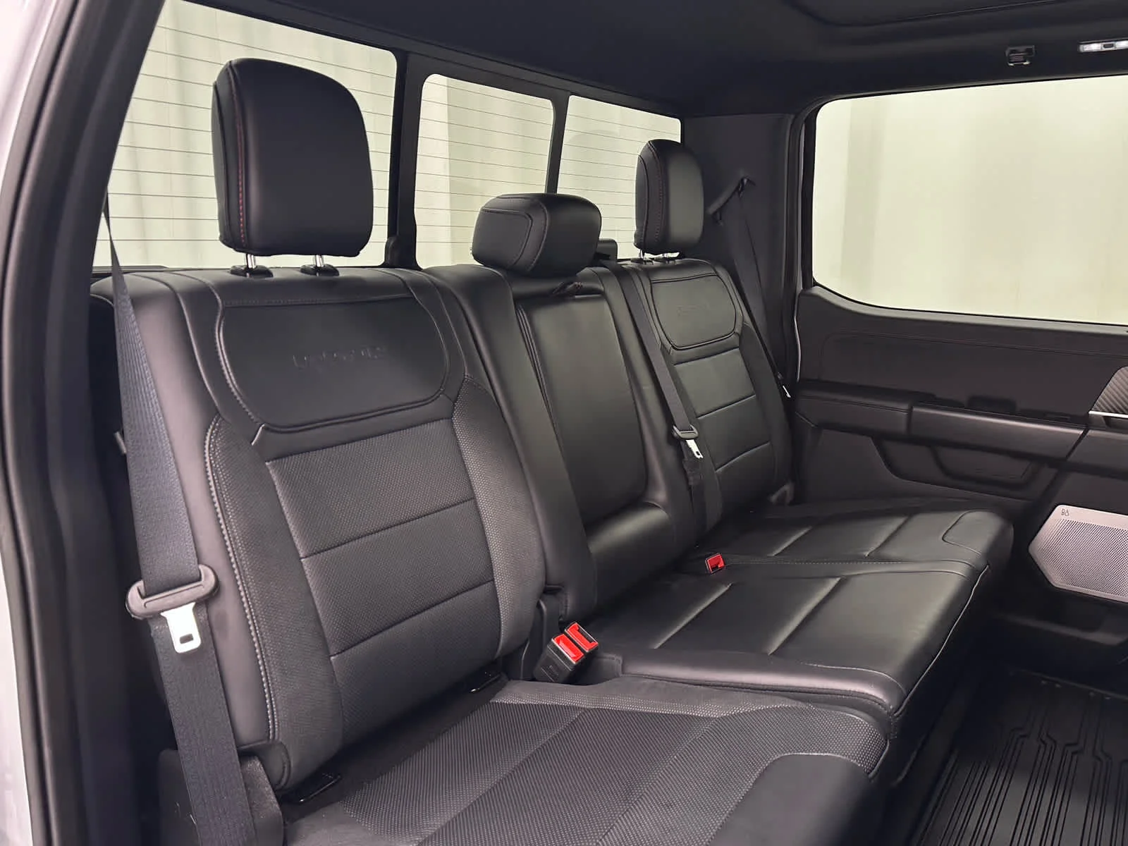 Used 2025 Space White Metallic Ford Raptor image 22