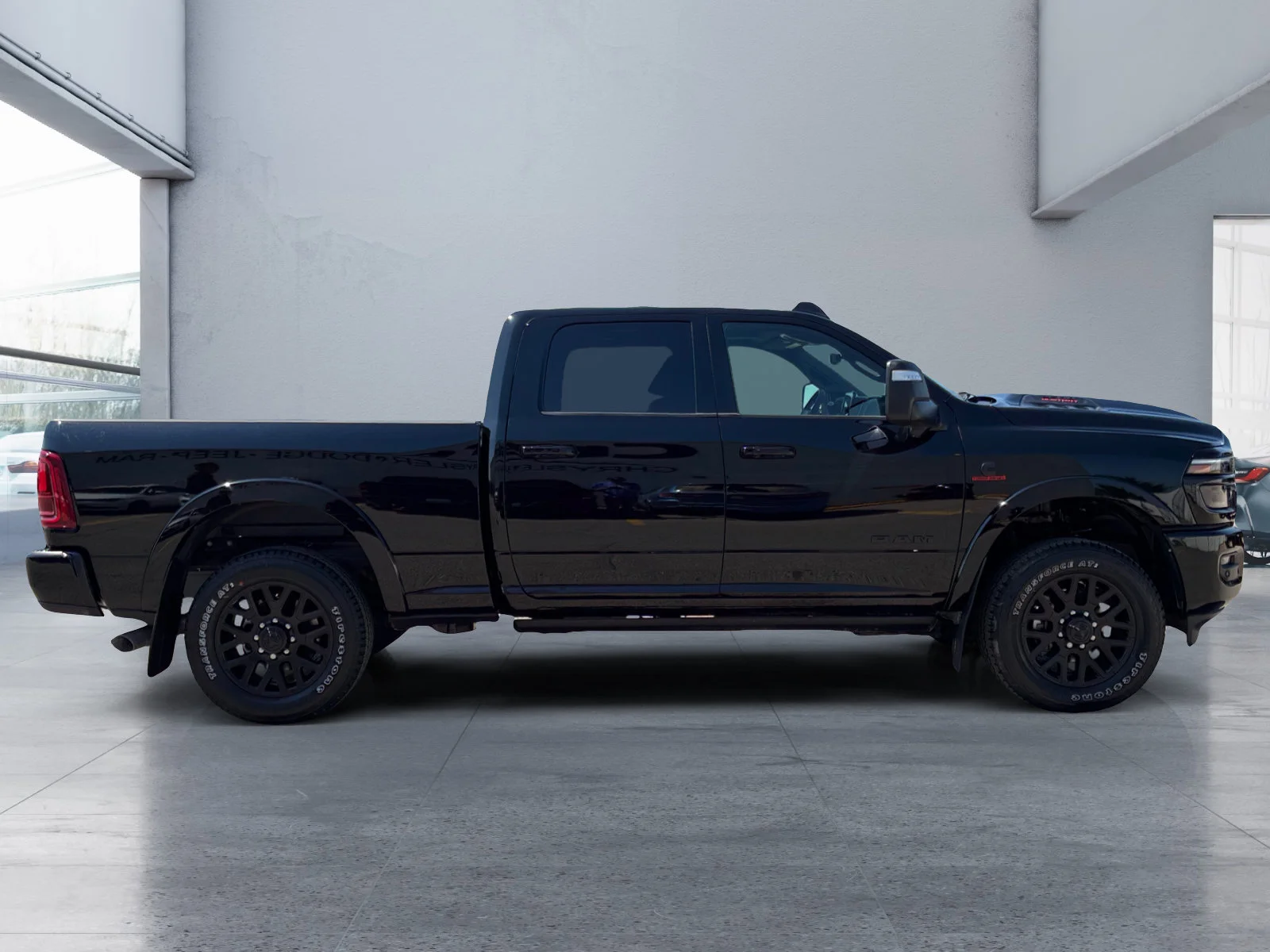 New 2026 Diamond Black Crystal Pearl Ram Limited image 6