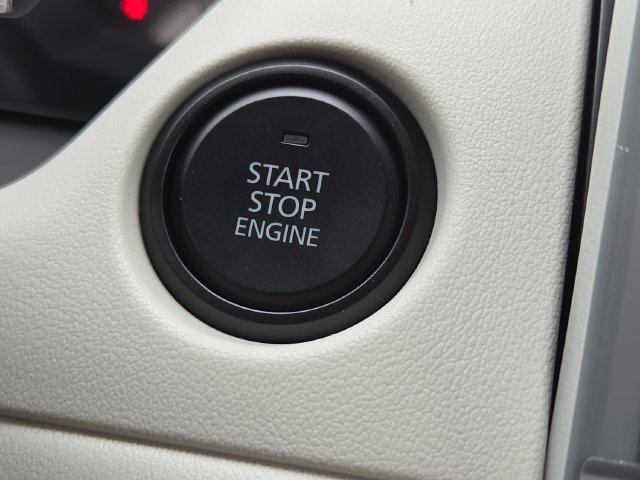 Used 2026 White Metallic Mazda 2.5 S Preferred image 12