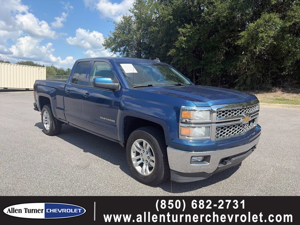Used 2015 Blue Chevrolet LT image 1