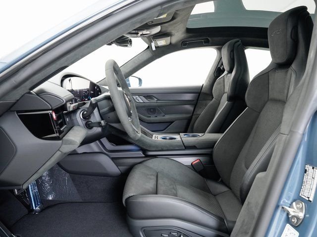 2025 Porsche Taycan GTS - Photo 6