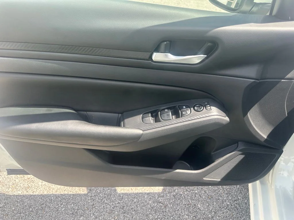 2022 Nissan Altima S - Photo 10