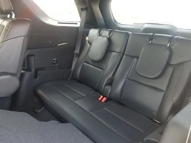 New 2026 Agate Black Metallic Ford Tremor® image 20