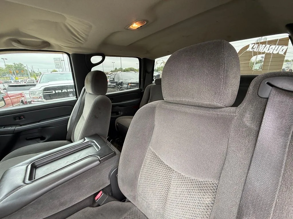 Used 2006 White Chevrolet LT image 14