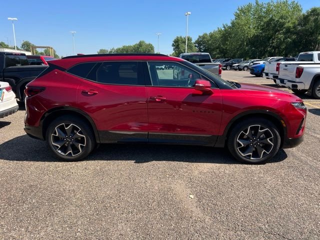 Used 2019 Red Chevrolet RS image 9