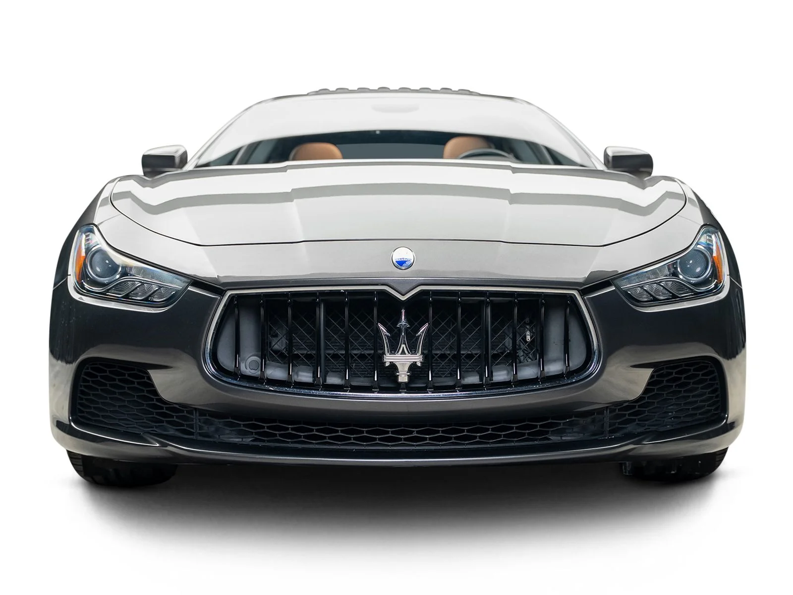 Used 2017 Gray Maserati Base image 8